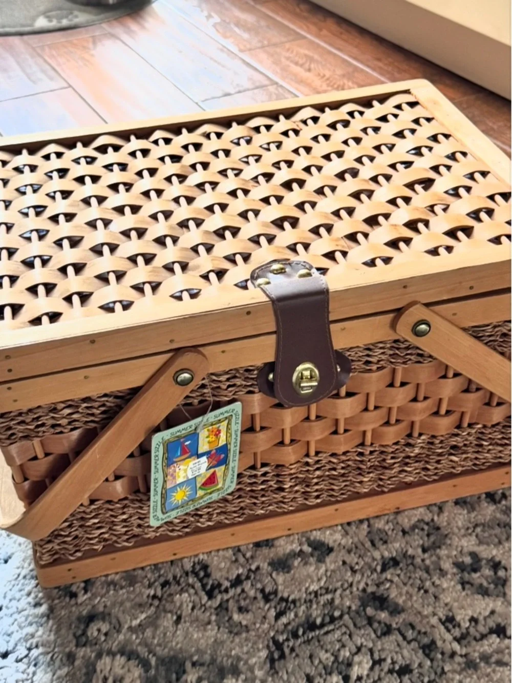 Traditional Handwoven Wicker Picnic Basket with Folding Wooden Handles